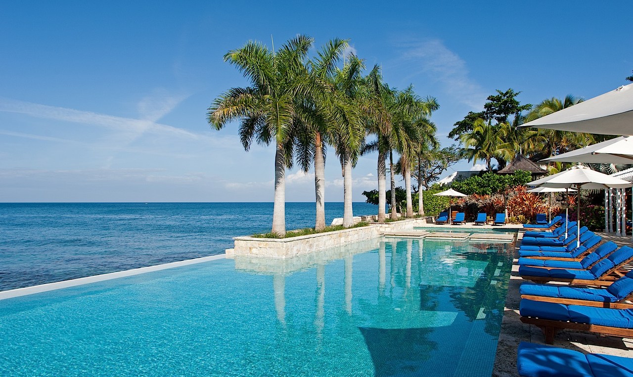 Jamaica Lands Coveted Prizes at 27th Annual World Travel Awards - Round Hill Hotel
