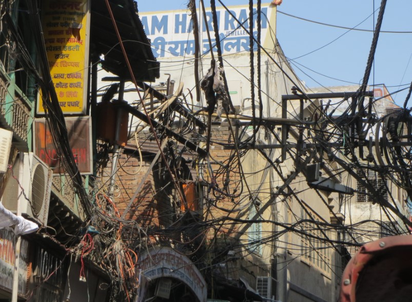 electricity in delhi india